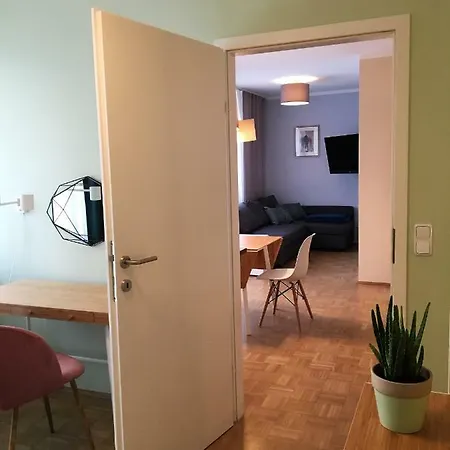 Apartment Terrace By Bestchoice - Free Parking - Self Check-in Graz